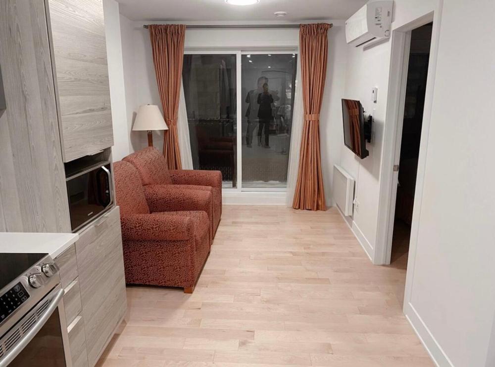 Le Bijou Airhome One Or Two Bedroom Suite มอนทรีอัล ภายนอก รูปภาพ